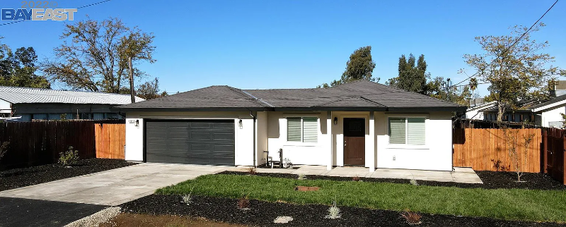 1687 10th Ave - Photo 2 of 8