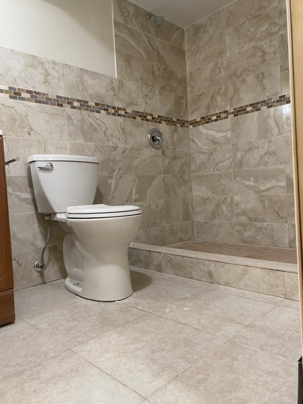 122 Maplewood Ave - Photo 2 of 6