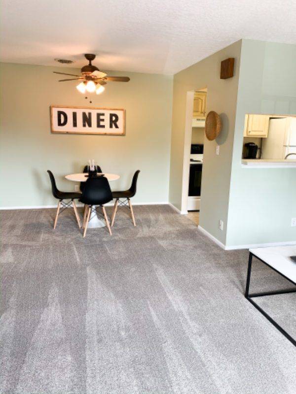 2852 Seminole Trl - Photo 3 of 8