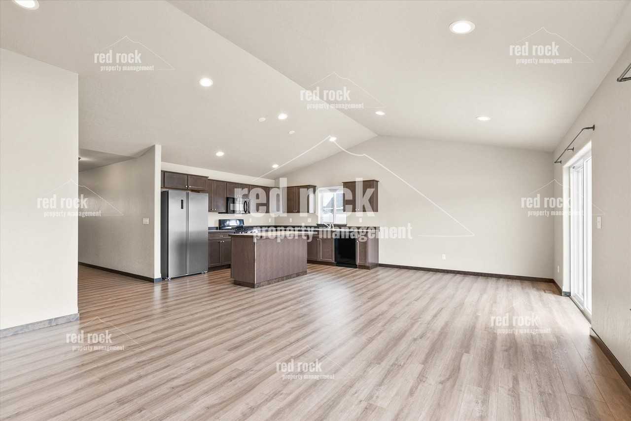 6659 W Irish Cir #1 - Photo 5 of 31