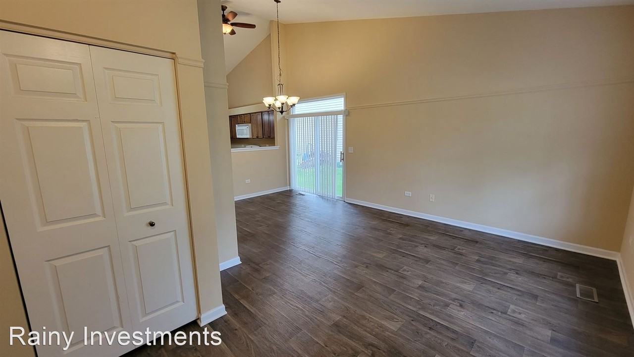 1652 Cesario Dr - Photo 2 of 25