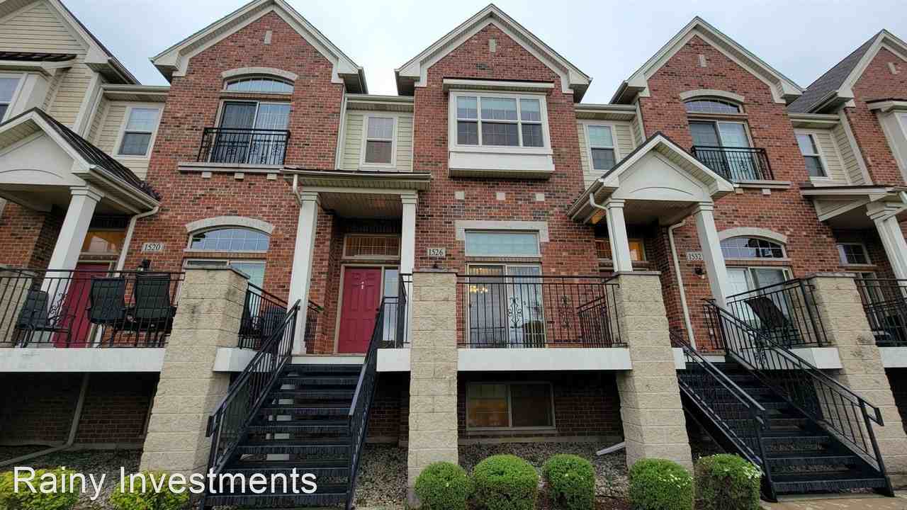 1526 Lakeridge Ct