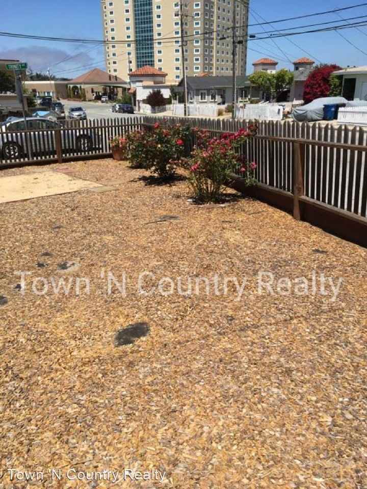 365 Trinity Ave - Photo 3 of 17