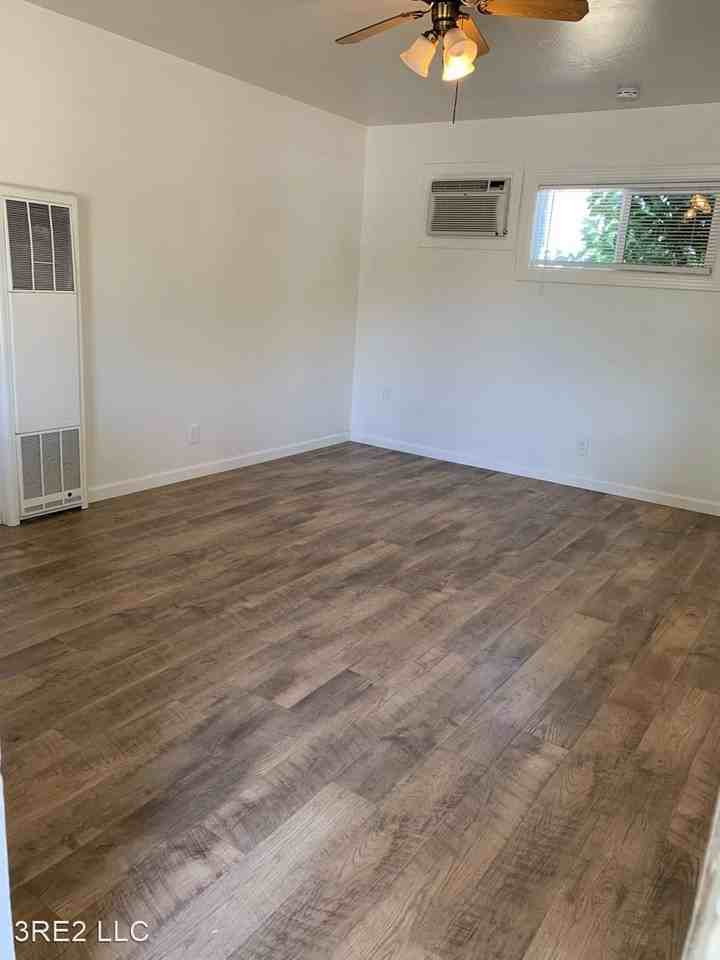 6624 Lemon Hill Ave - Photo 3 of 11