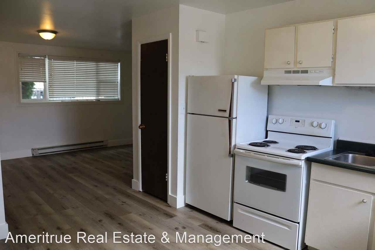 S. Columbia Lane - Photo 3 of 14