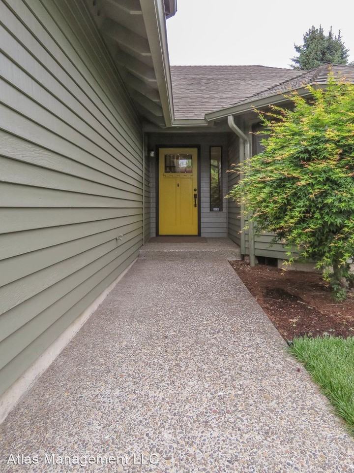 20365 Nw Quail Hollow Dr - Photo 2 of 36