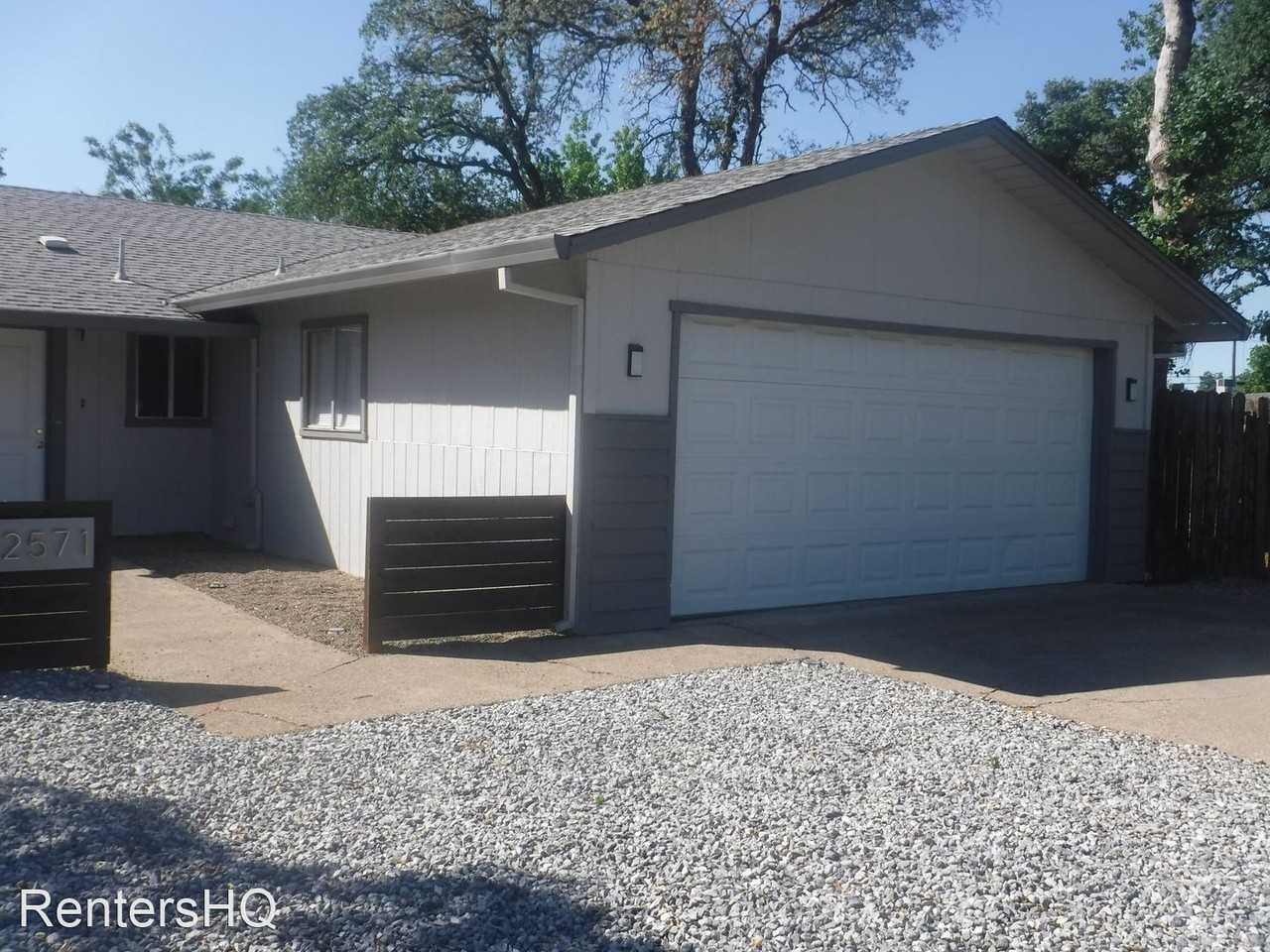 2571 Christian Ave - Photo 2 of 22