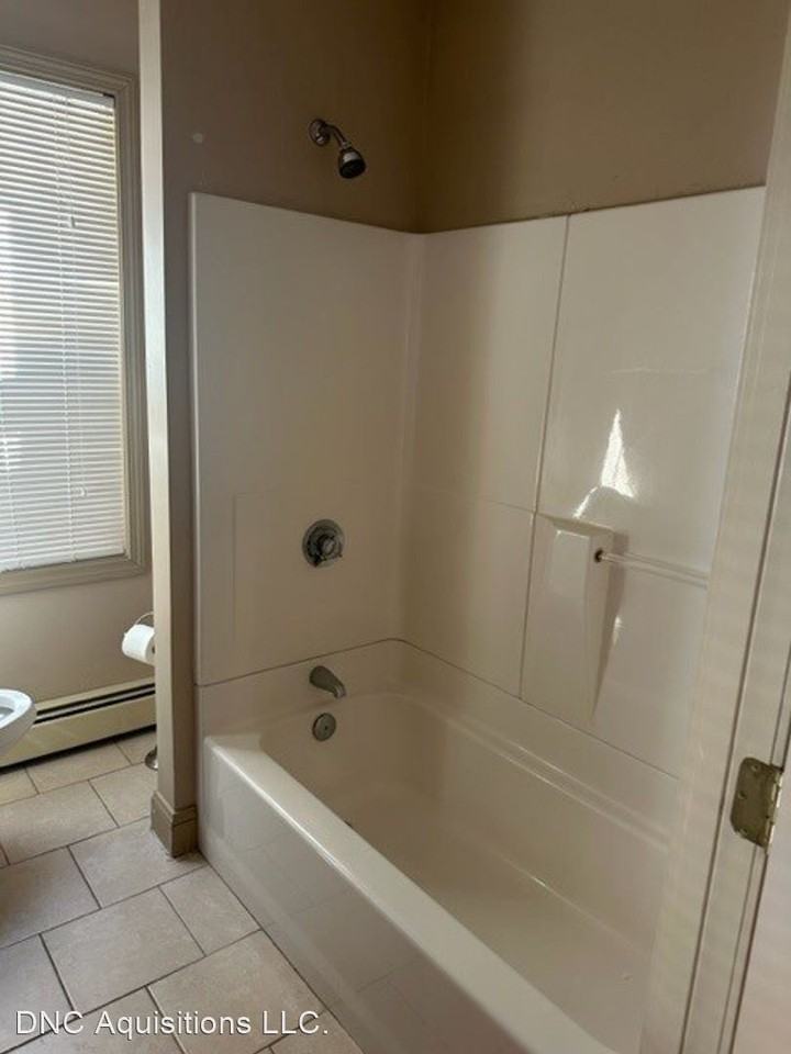 10 Africa Street - Photo 2 of 12