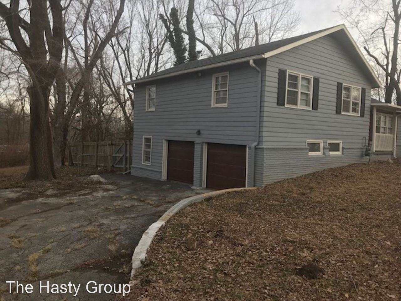 3700 E 98th Ter - Photo 3 of 16