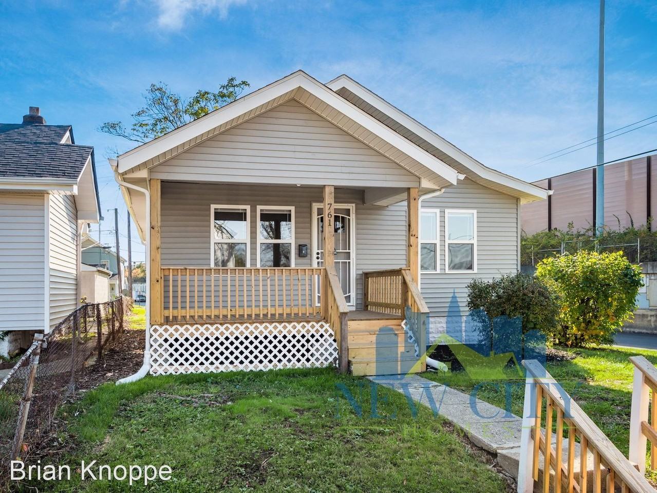 761 E Starr Ave - Photo 2 of 13