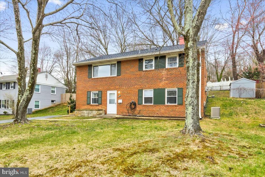 6141 Telegraph Rd - Photo 3 of 32