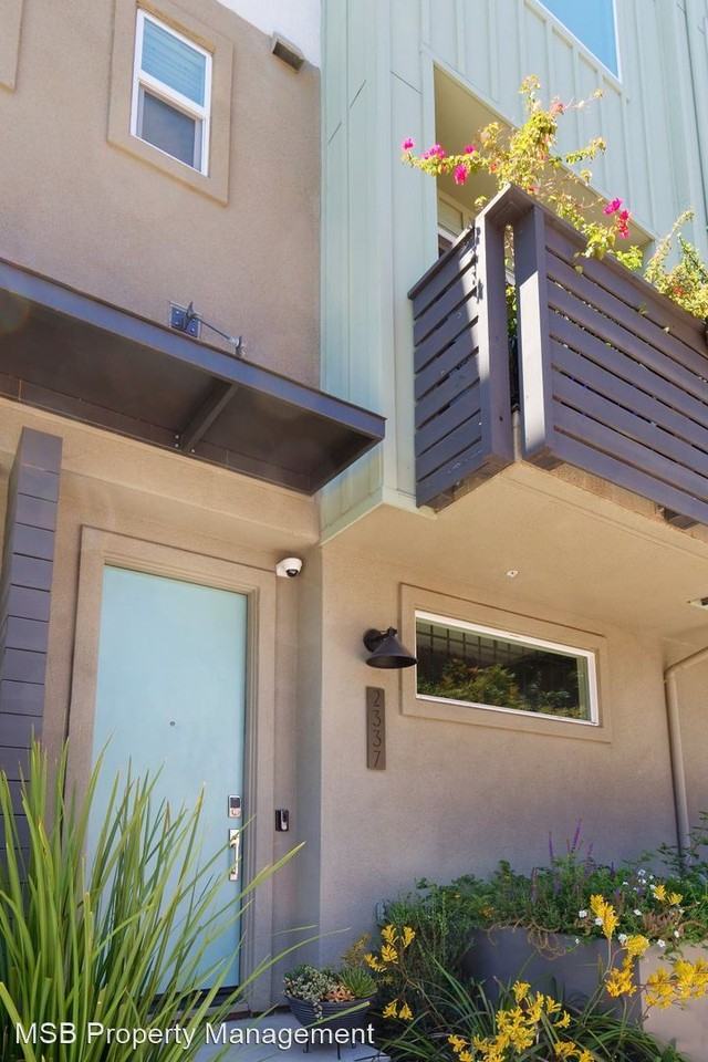 2337 Myrtle St - Photo 3 of 37