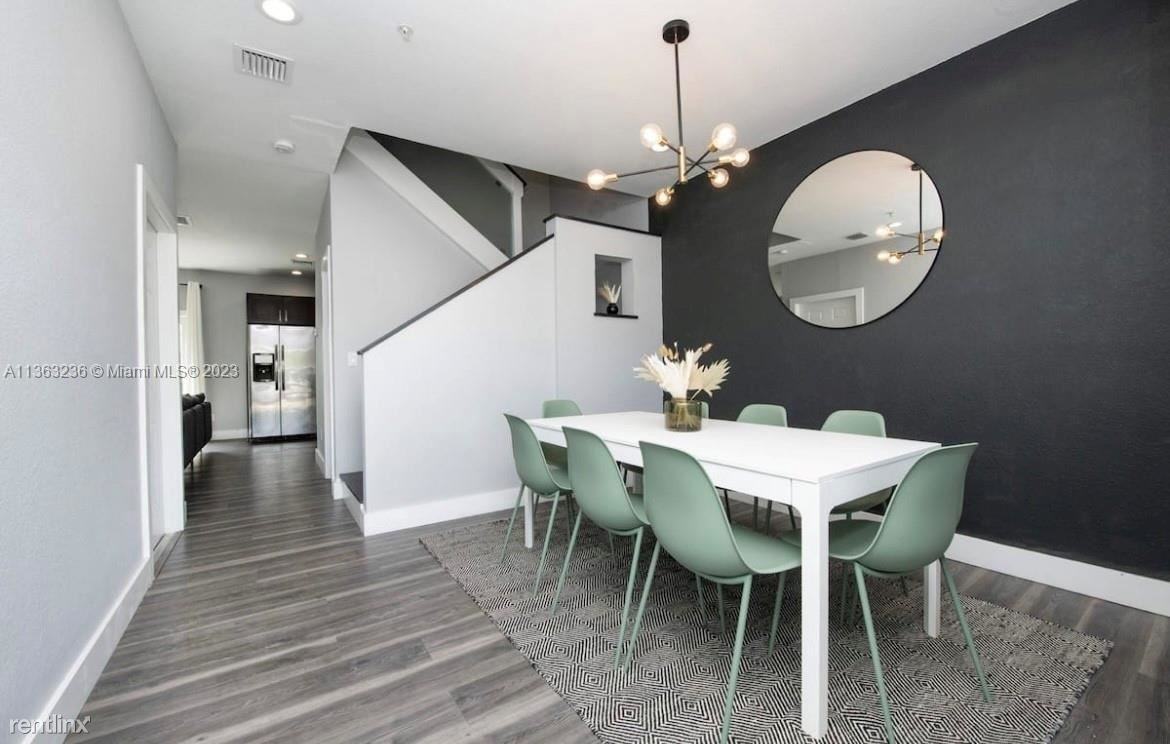 803 Nw 1st Ave #803 - Photo 3 of 25