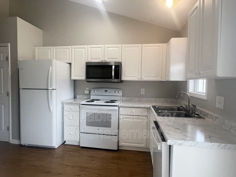 5152 Limewood St - Photo 5 of 13