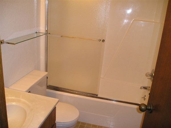 Pines Apartments - Photo 2 of 5