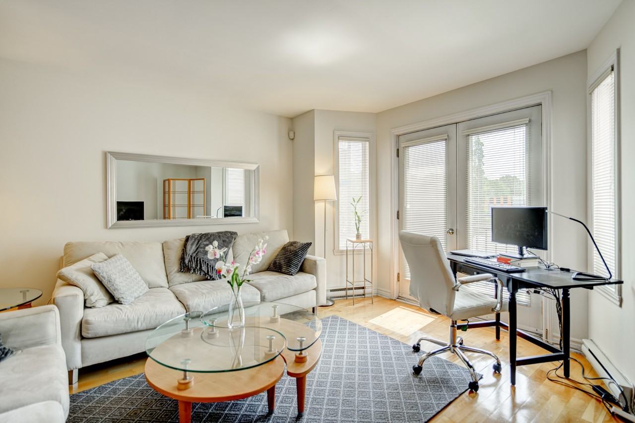 691 Rue Guy #3 - Photo 3 of 19