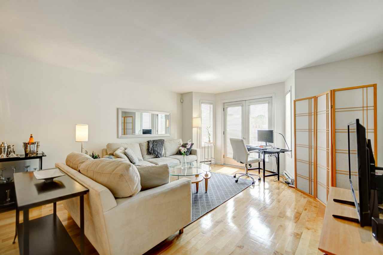 691 Rue Guy #3 - Photo 5 of 19