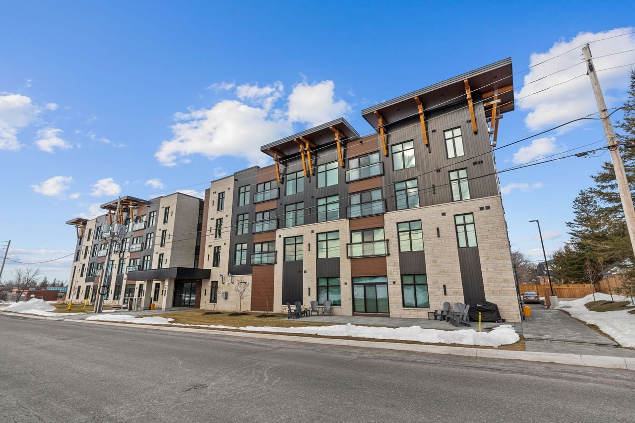 127 Boyd Street #107