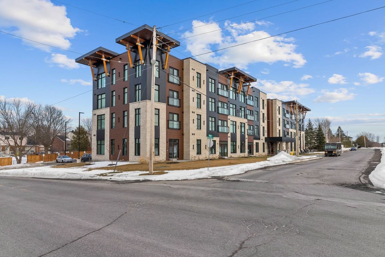 127 Boyd Street #209