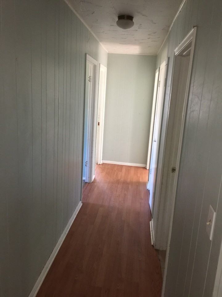 110 Perry St #1 - Photo 4 of 7