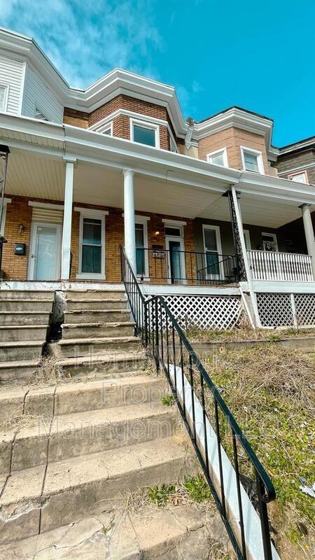 522 E 38th St #522E38 - Photo 3 of 45