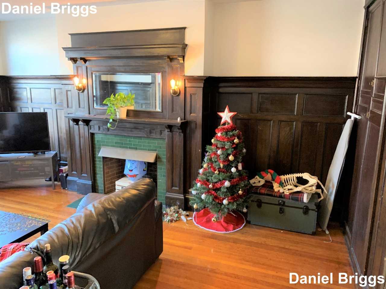 1905 Beacon St #2 - Photo 4 of 26