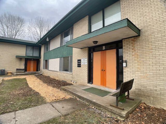 911 N Sheridan Rd #A7