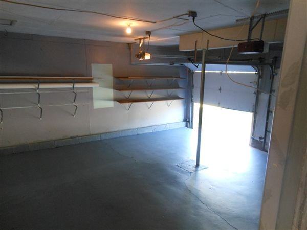 11270 Lodgeview Ct - Photo 2 of 10