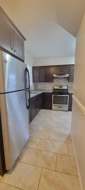 629 Highland Ave - Photo 5 of 11