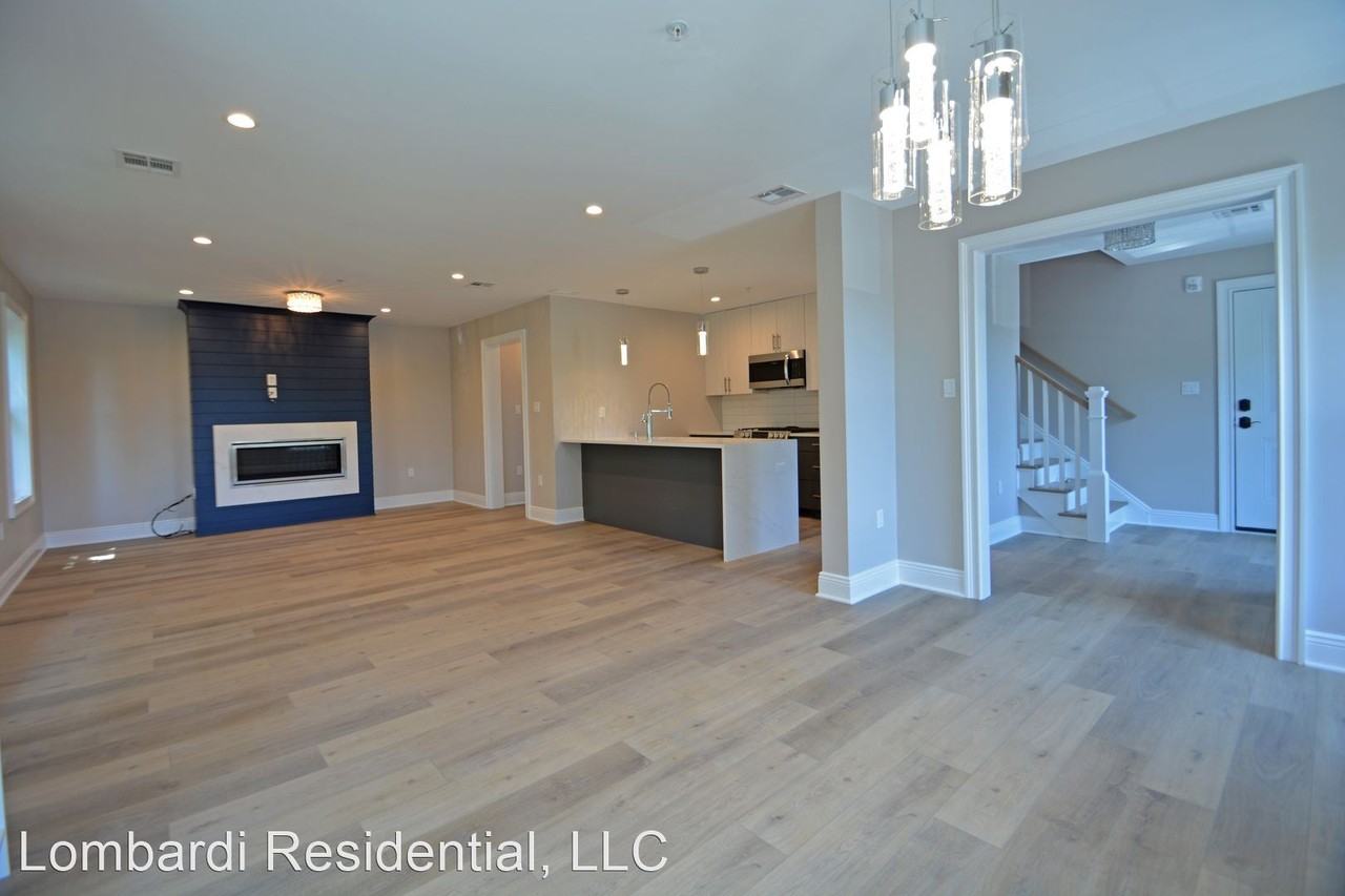 409 Richmond Ave - Photo 3 of 11