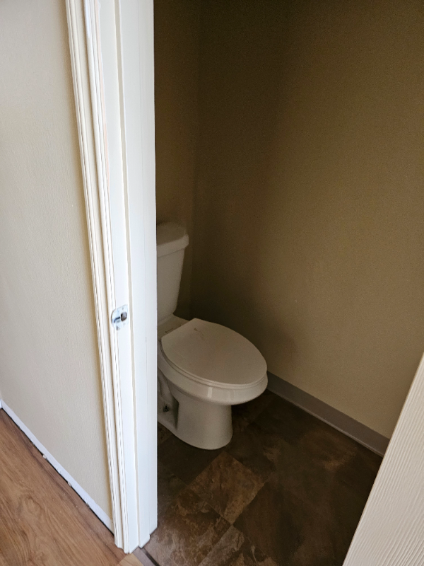 16902 Se Division St - Photo 7 of 9