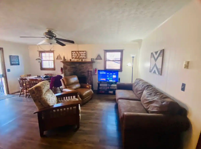 55 Sassafras Ln - Photo 2 of 15