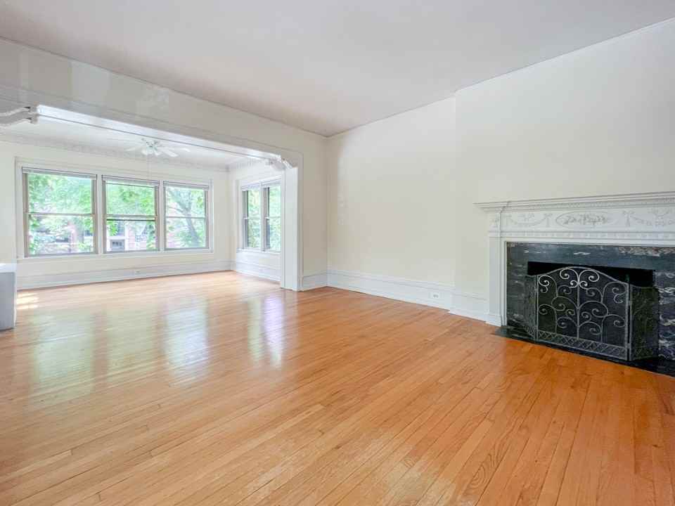 1020 W Ardmore AveApt 3B #3B - Photo 2 of 14