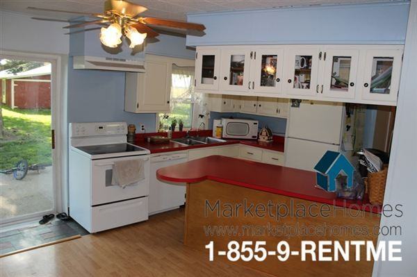 71470 Adamsville Rd - Photo 3 of 7