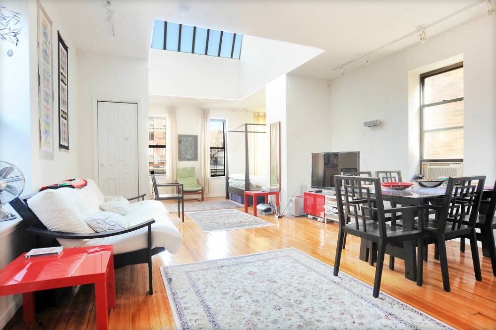 55 West Eight Street