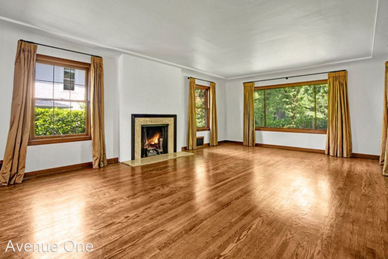 827 34th Ave E - Photo 3 of 26