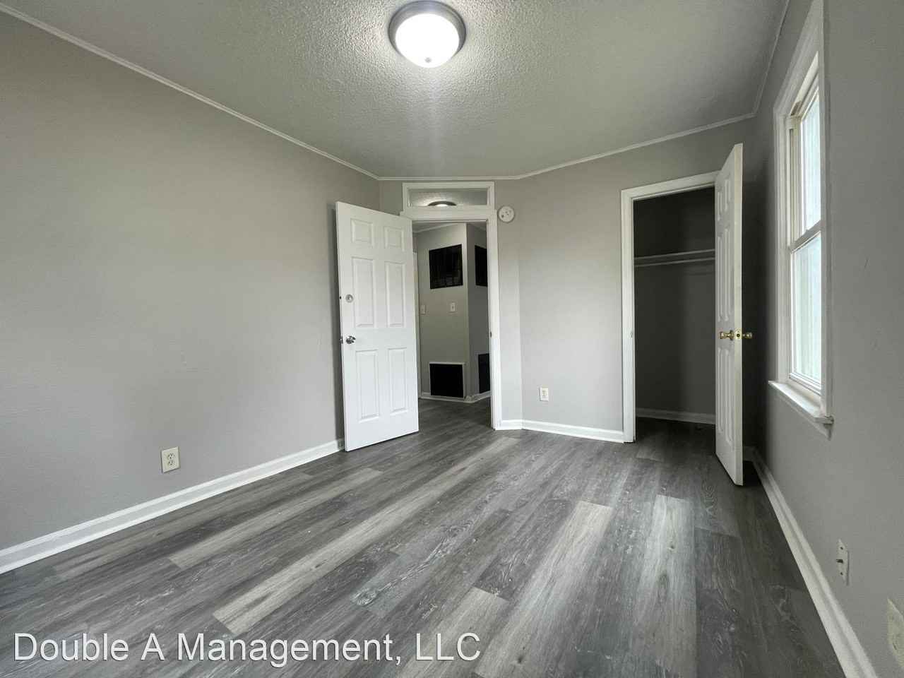 312 Lester St - Photo 3 of 11