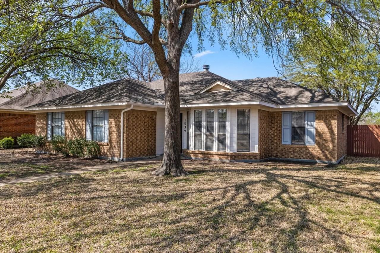 1539 Haven Pl - Photo 2 of 26