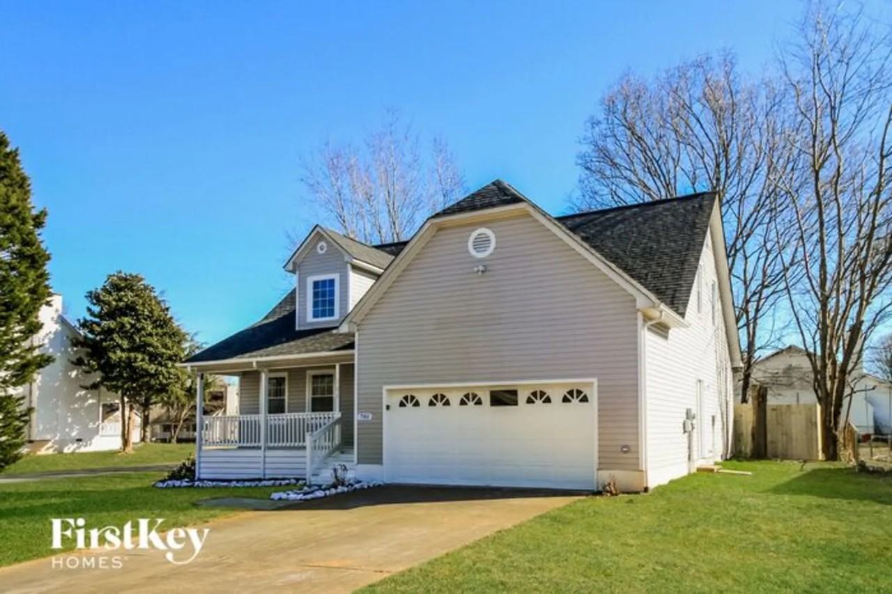 701 Hampton Way Dr - Photo 2 of 15