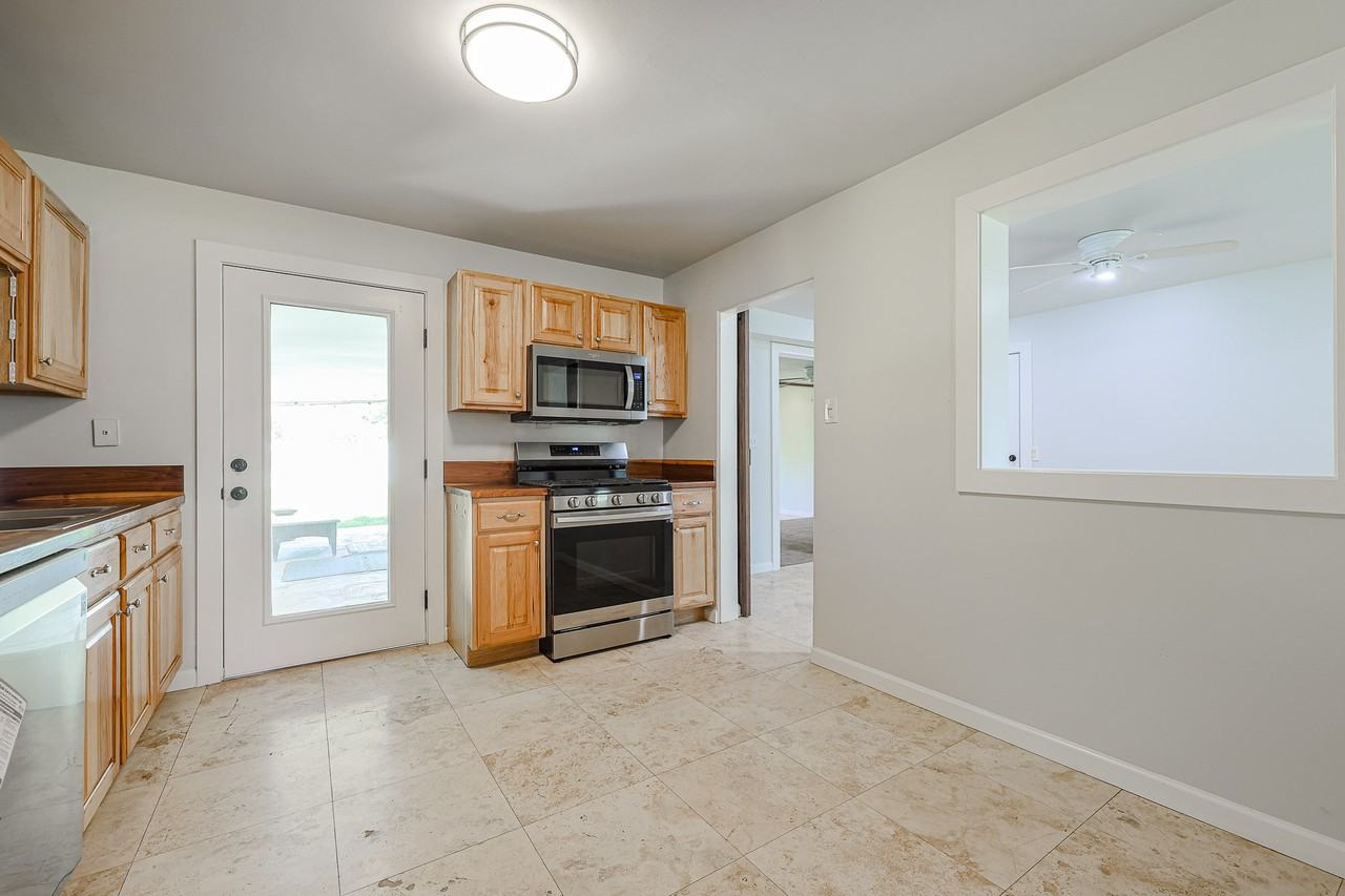 1538 E Cedar St - Photo 6 of 27