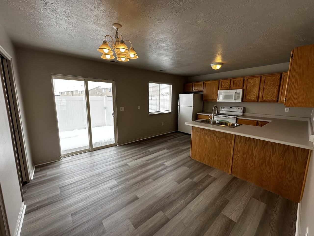 2509 N Charleston Ave - Photo 3 of 13