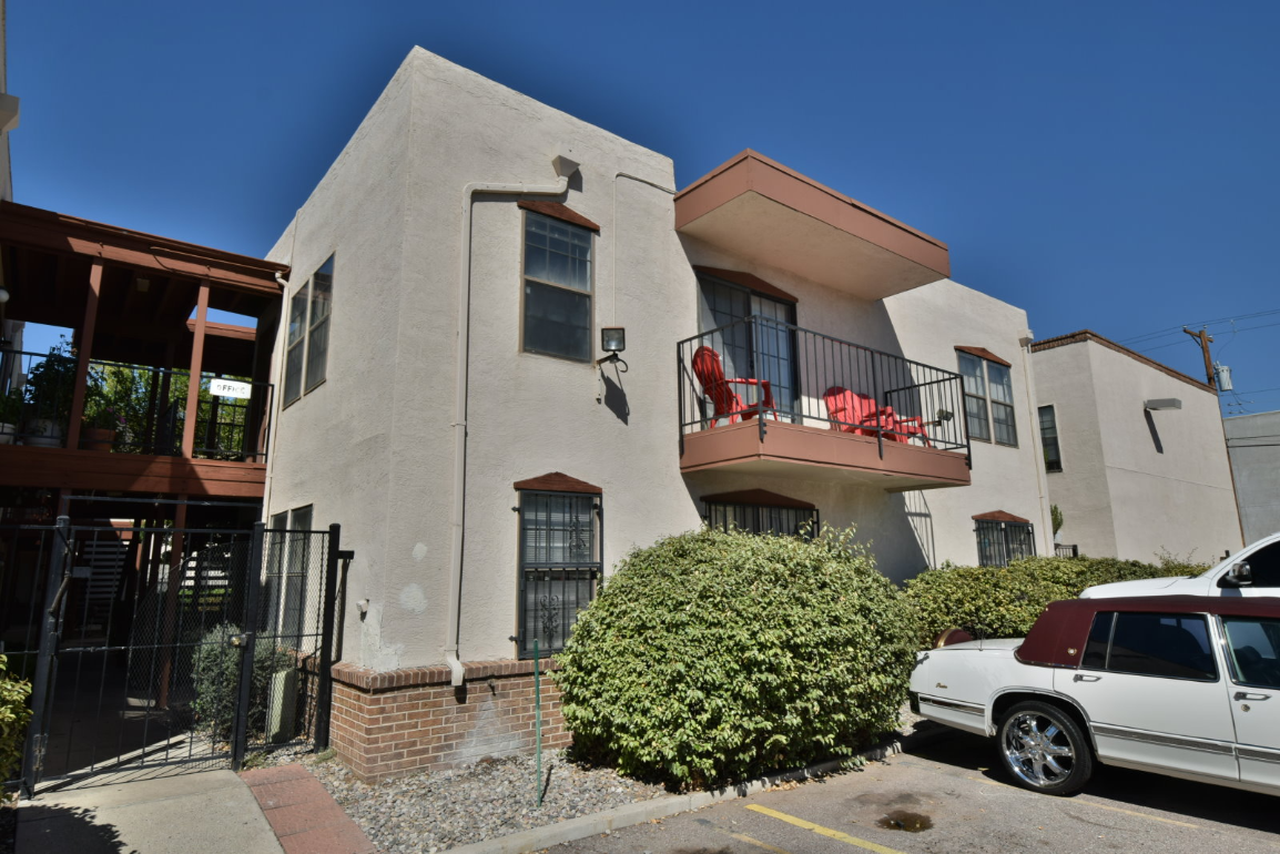 1021 Coal Ave Sw - Photo 2 of 50