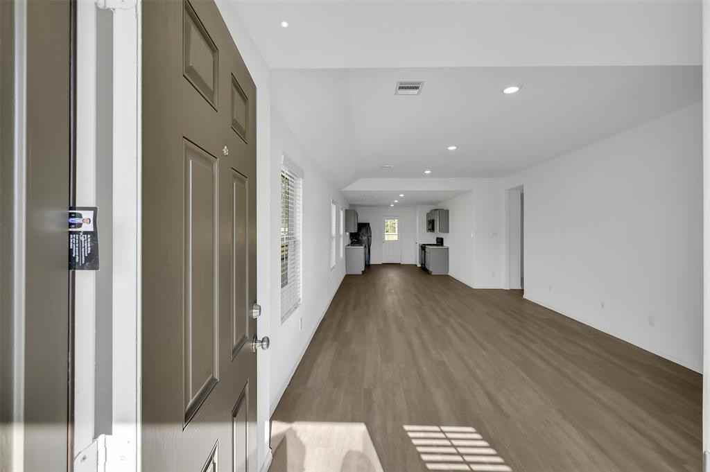 3651 Solanum Dr - Photo 3 of 12