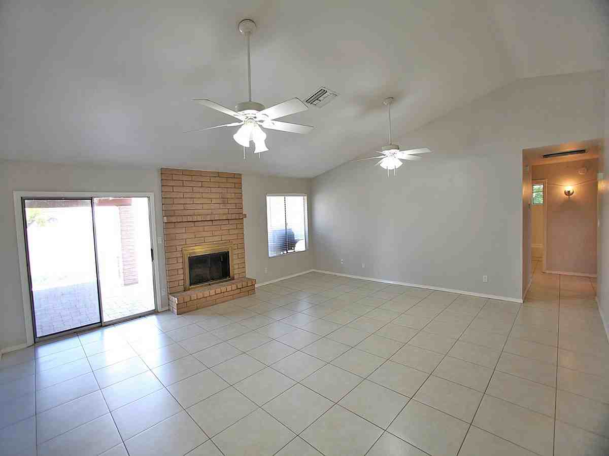 6308 W Desert Cove Ave - Photo 2 of 20