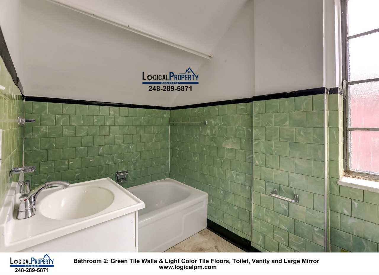 8331 Whitcomb St - Photo 3 of 13