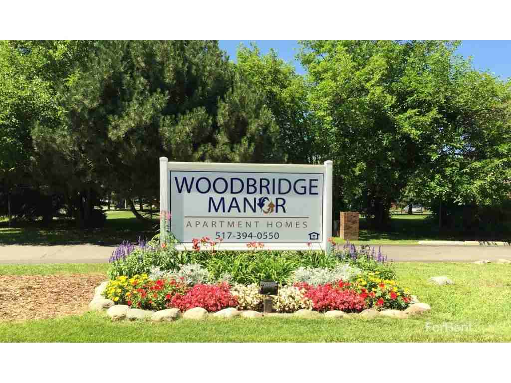 Woodbridge Manor - Photo 3 of 20