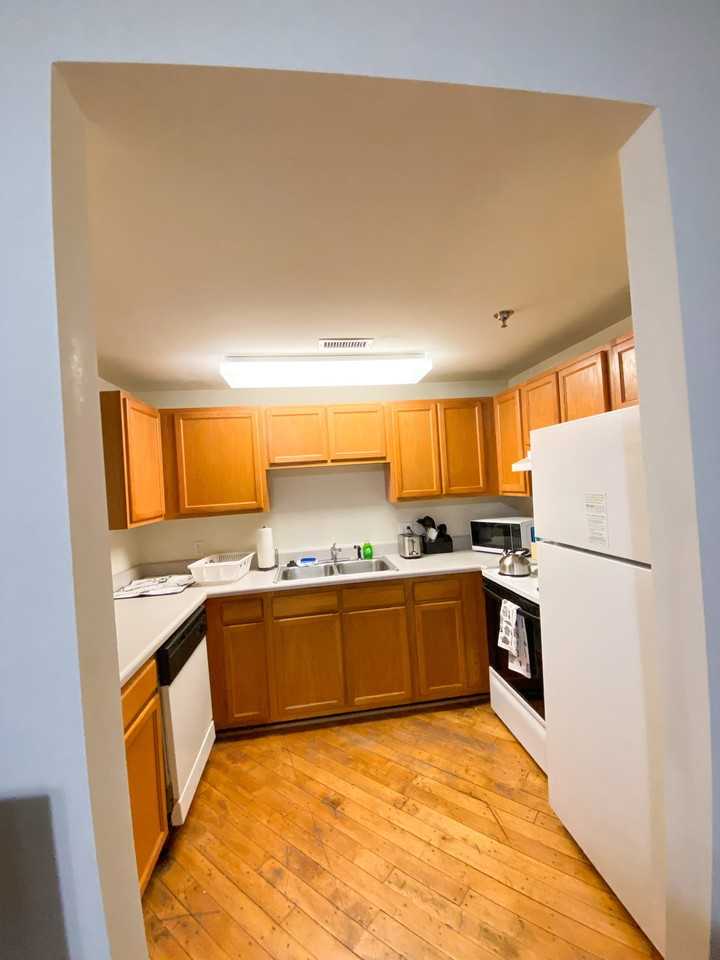 1900 East Franklin Street - Photo 3 of 44