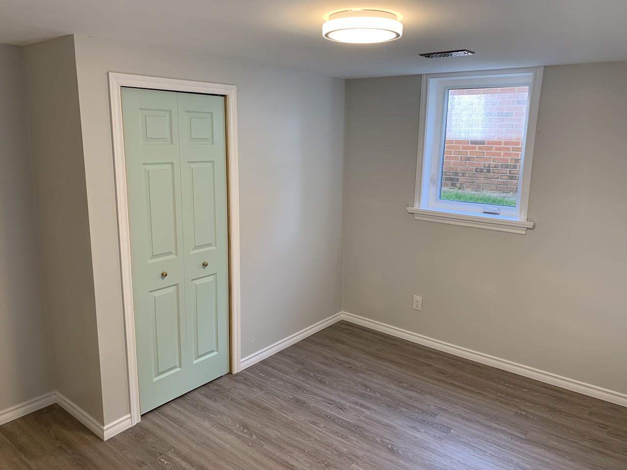 25 Goodyear Crescent - Photo 5 of 10