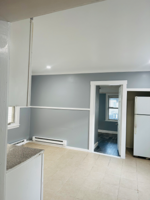 291 Lexington St #2 - Photo 6 of 9