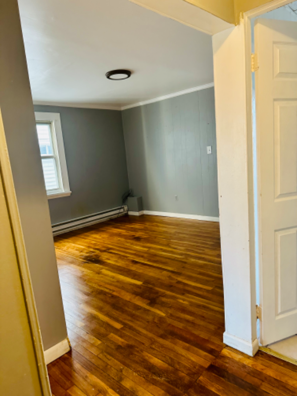 291 Lexington St #2 - Photo 7 of 9